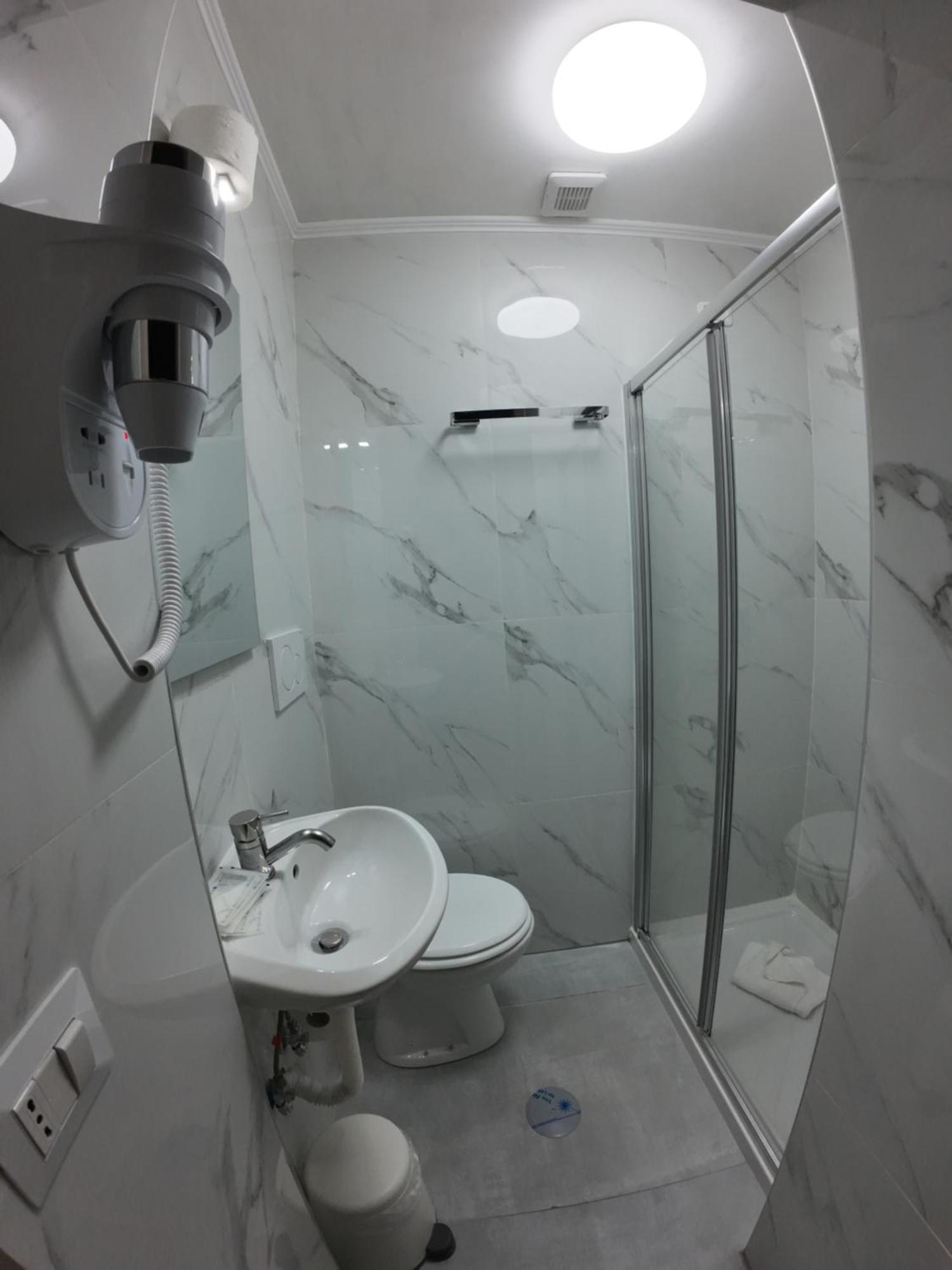 Kaydee Guesthouse Roma Ngoại thất bức ảnh