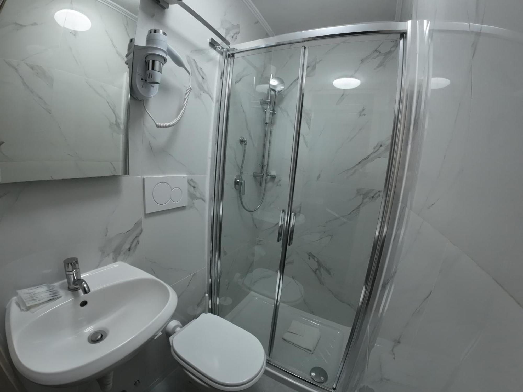 Kaydee Guesthouse Roma Ngoại thất bức ảnh