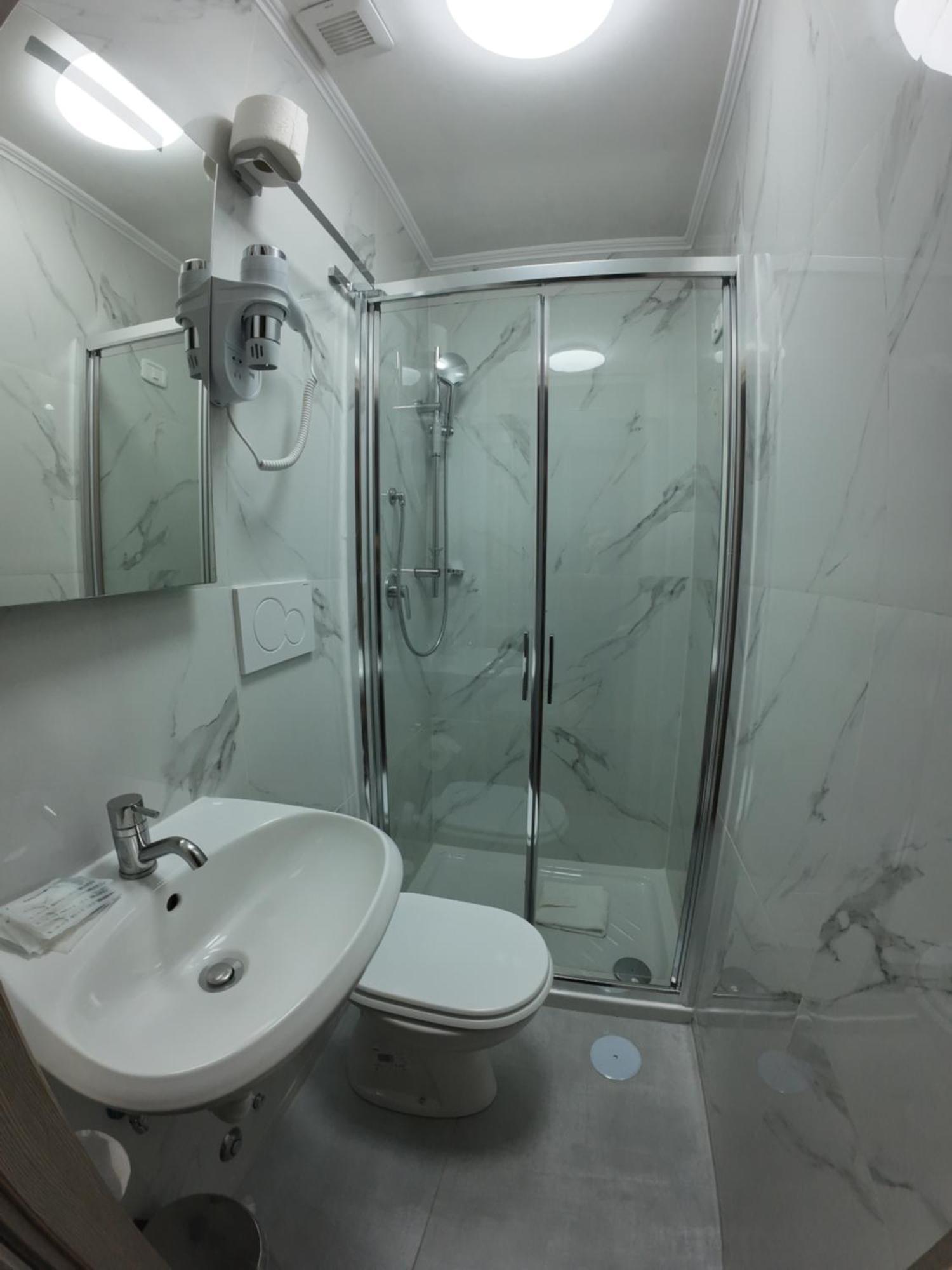 Kaydee Guesthouse Roma Ngoại thất bức ảnh